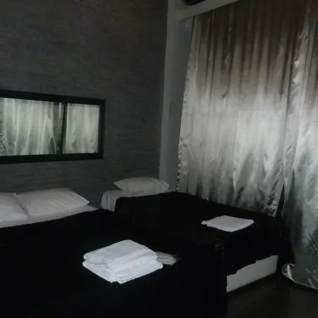 The Bridge ホテル 4*