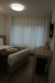 ホテル The Bridge