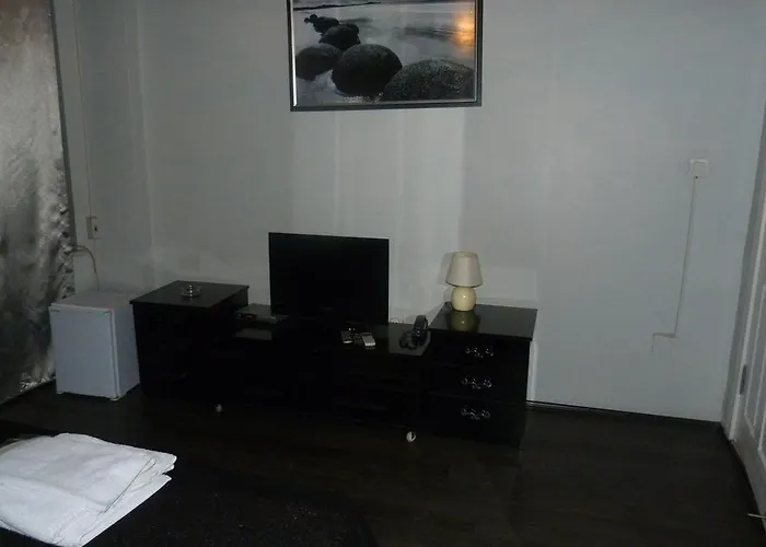 Отель The Bridge