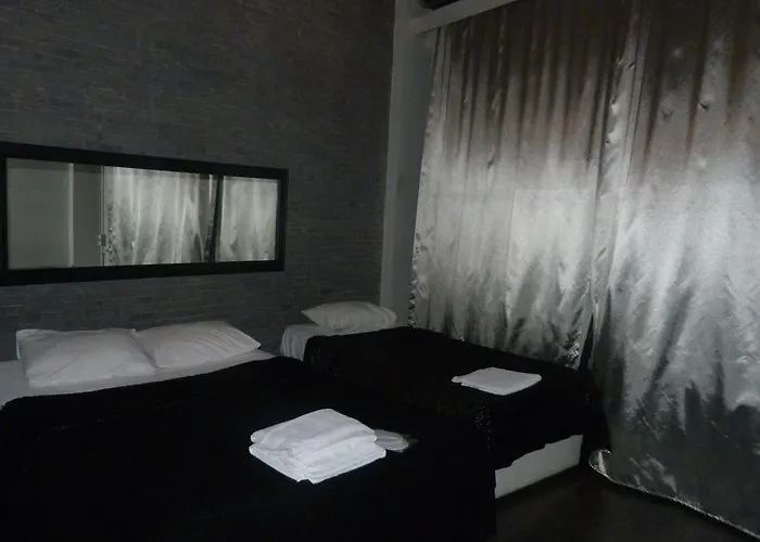 The Bridge Отель 4*