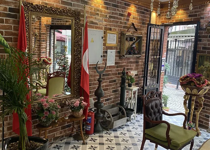 The Bridge Отель 4*