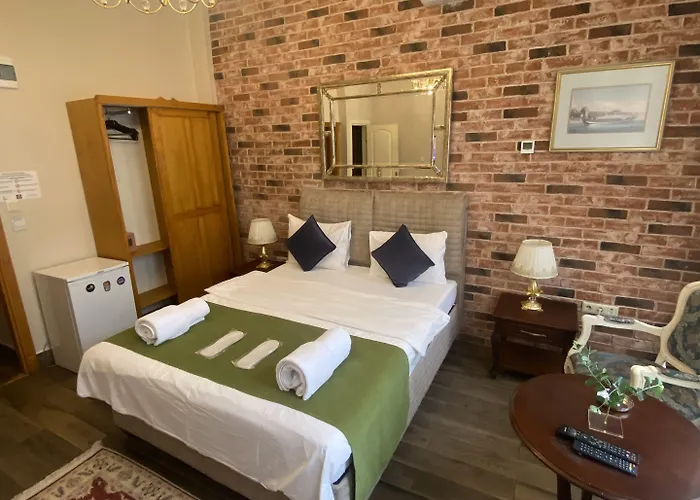 Отель The Bridge Стамбул