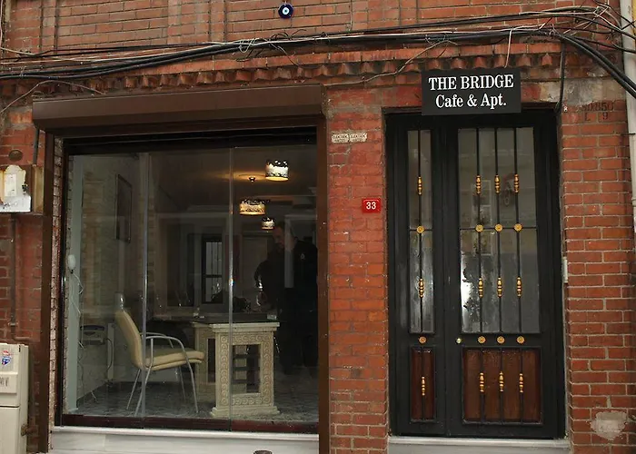 The Bridge Отель Стамбул
