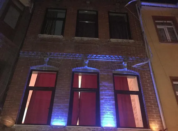 The Bridge 4* Стамбул