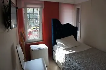 The Bridge Отель Стамбул