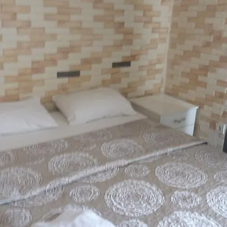 ホテル The Bridge