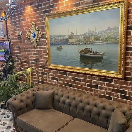 ホテル The Bridge イスタンブール