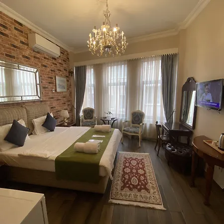 ホテル The Bridge 4*